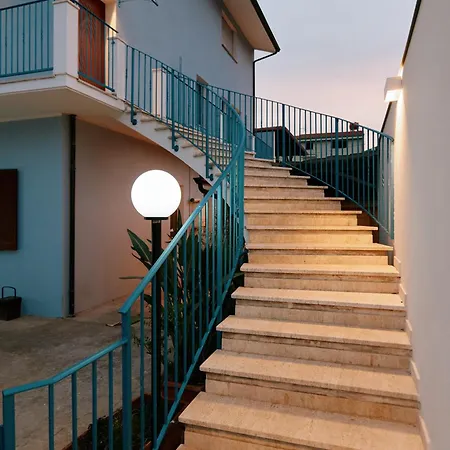 Πανσιόν La Violica